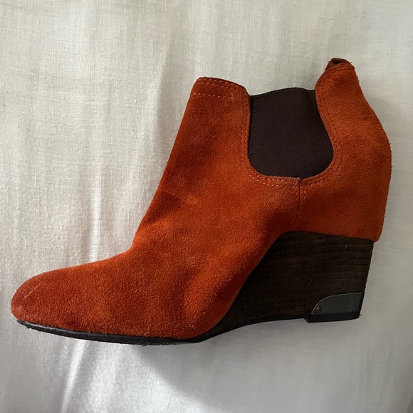 Vince Camuto | Wedge Ankle Booties | Size 8 - Picture 2 of 8